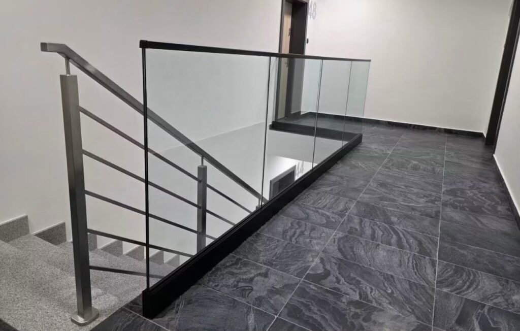 garde corps en verre myveranda
